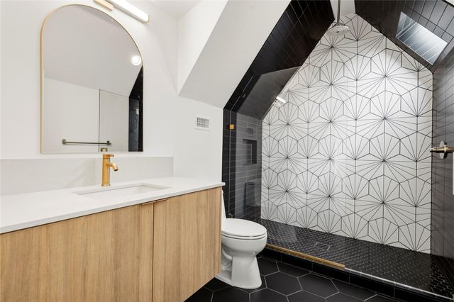 2306 S 2nd ST, Austin, TX 78704