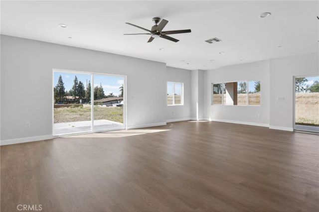 16015 Ceres Avenue, Fontana, CA 92335