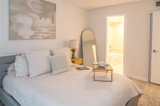 6675 W 4th Ave 203, Hialeah, FL 33012