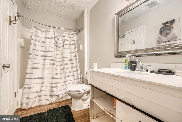 24 KINGS WHARF PL, Waldorf, MD 20602