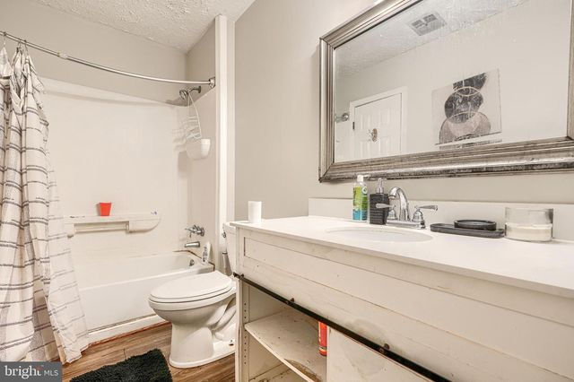 24 KINGS WHARF PL, Waldorf, MD 20602