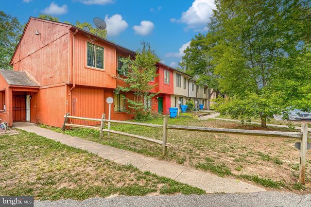 24 KINGS WHARF PL, Waldorf, MD 20602