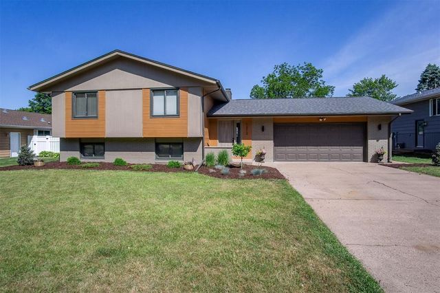1212 Webster Avenue, Eau Claire, WI 54701