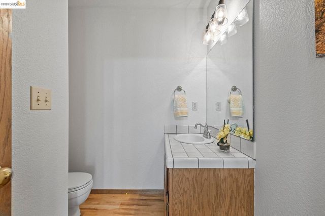 16137 Acorn Dr, Sonora, CA 95370