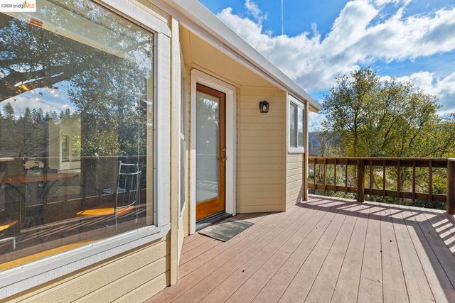 16137 Acorn Dr, Sonora, CA 95370