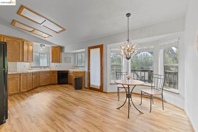 16137 Acorn Dr, Sonora, CA 95370