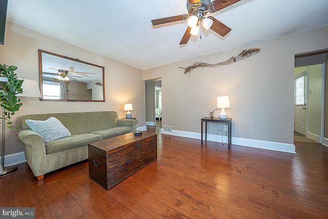 26 UNION ST, West Norriton, PA 19403