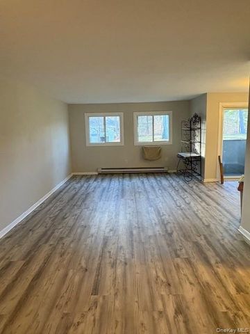 4 Scarborough Lane B, Wappingers Falls, NY 12590