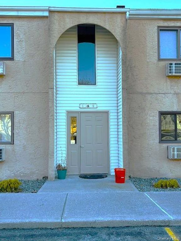 4 Scarborough Lane B, Wappingers Falls, NY 12590