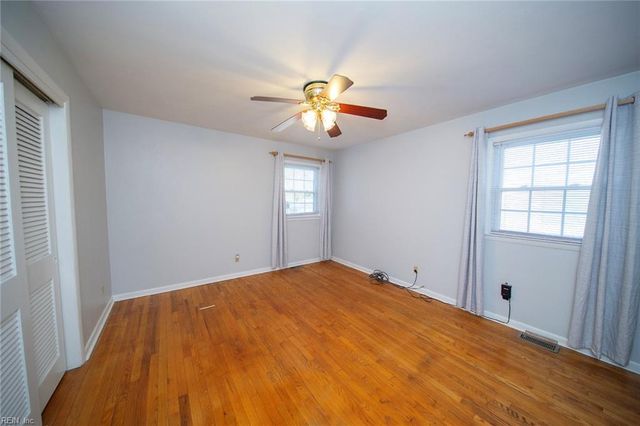 2913 Stratford DR, Chesapeake, VA 23321