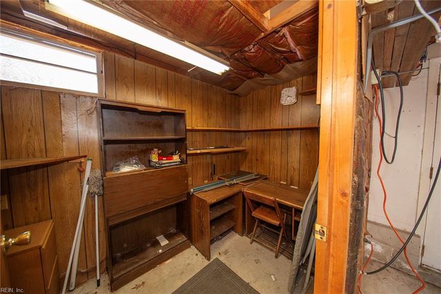 2913 Stratford DR, Chesapeake, VA 23321