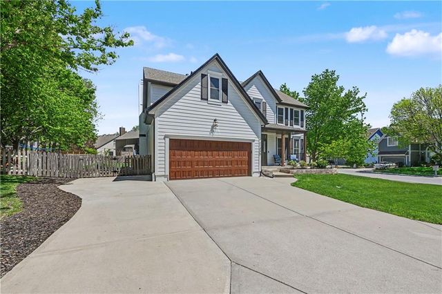 11400 W 114 Terrace, Overland Park, KS 66210