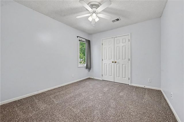 11400 W 114 Terrace, Overland Park, KS 66210