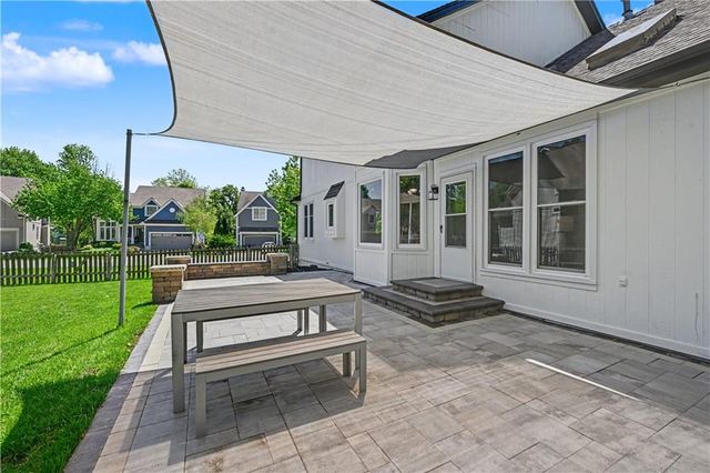 11400 W 114 Terrace, Overland Park, KS 66210