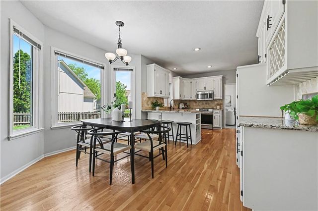 11400 W 114 Terrace, Overland Park, KS 66210