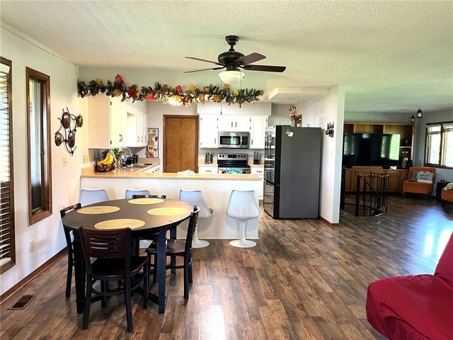 8790 Fred Austin Road, Decatur, AR 72722