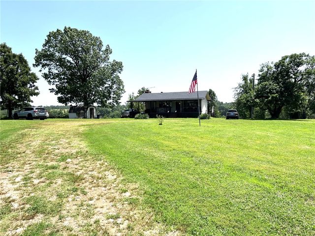 8790 Fred Austin Road, Decatur, AR 72722
