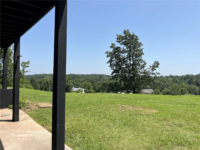 8790 Fred Austin Road, Decatur, AR 72722