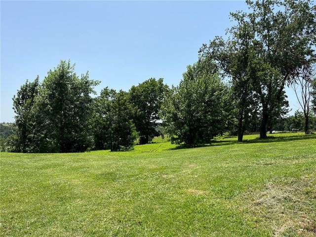 8790 Fred Austin Road, Decatur, AR 72722