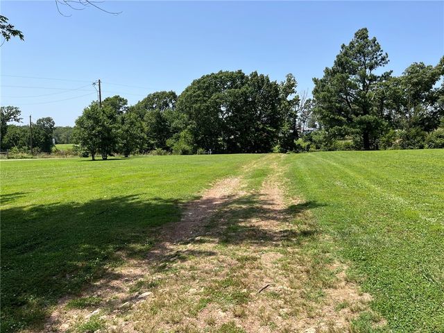 8790 Fred Austin Road, Decatur, AR 72722