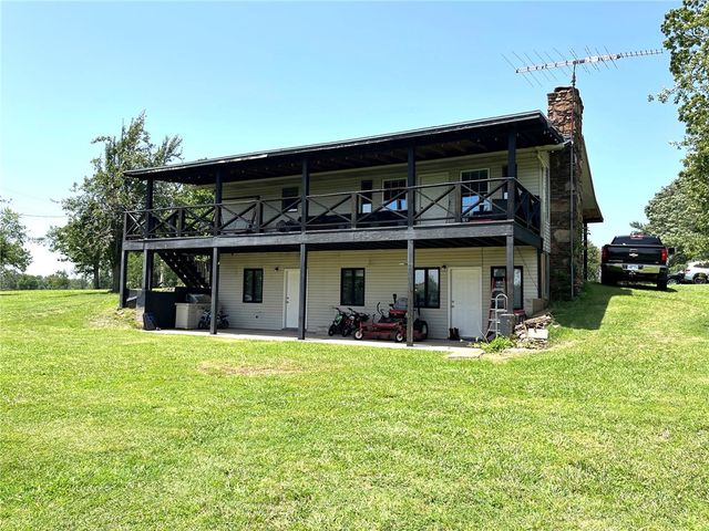 8790 Fred Austin Road, Decatur, AR 72722