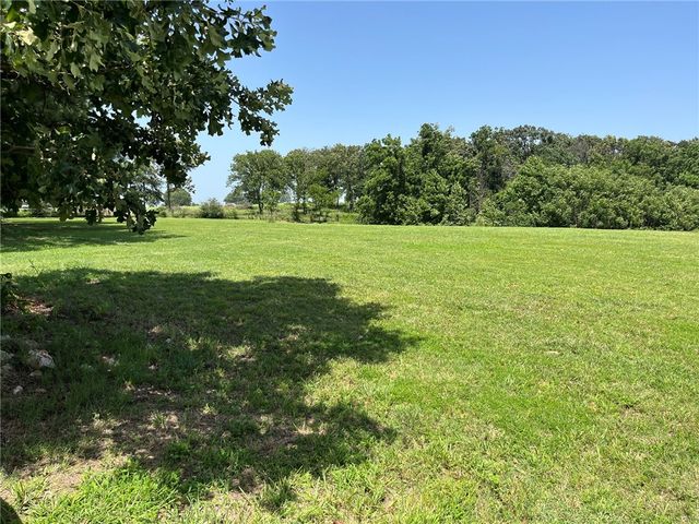 8790 Fred Austin Road, Decatur, AR 72722