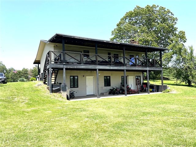 8790 Fred Austin Road, Decatur, AR 72722
