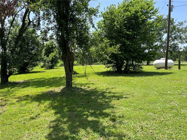 8790 Fred Austin Road, Decatur, AR 72722