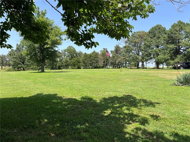 8790 Fred Austin Road, Decatur, AR 72722