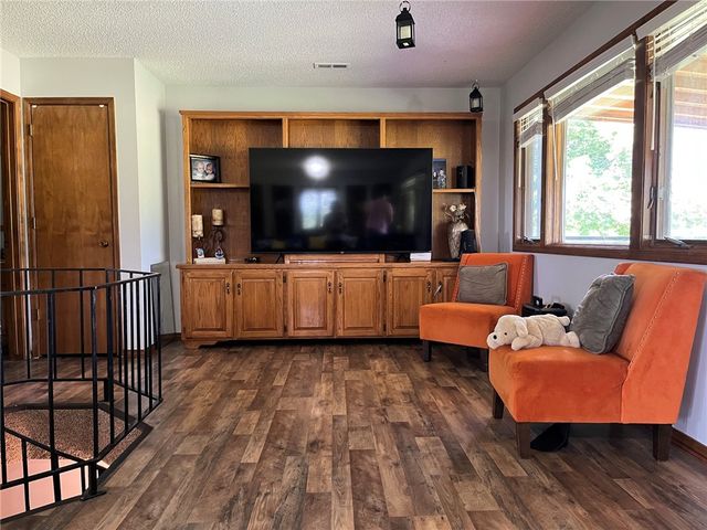 8790 Fred Austin Road, Decatur, AR 72722