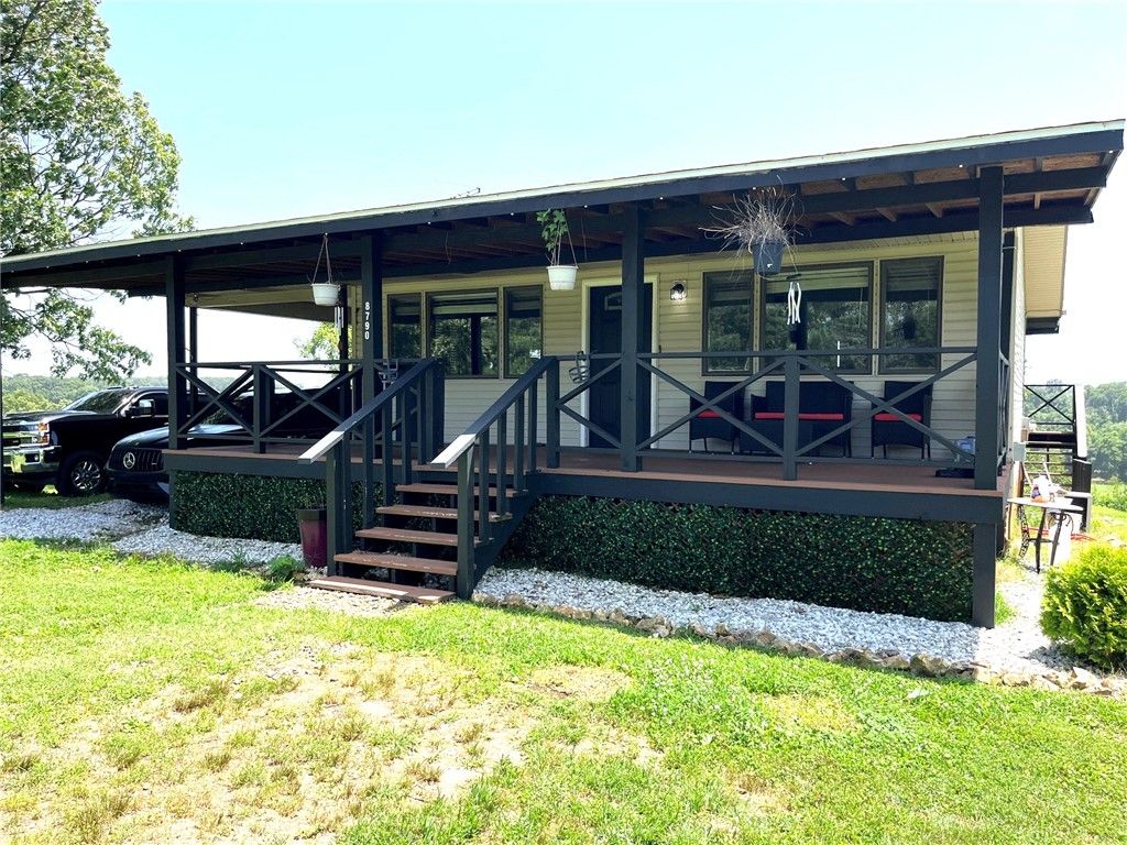 8790 Fred Austin Road, Decatur, AR 72722