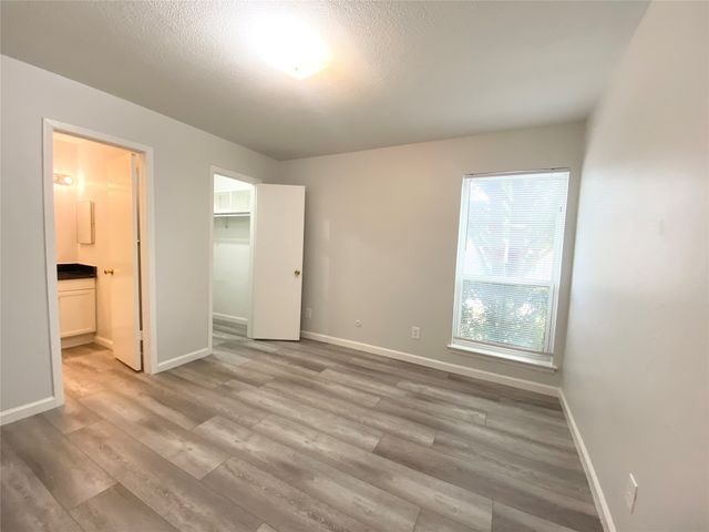 12816 Midway Road 1049, Dallas, TX 75244