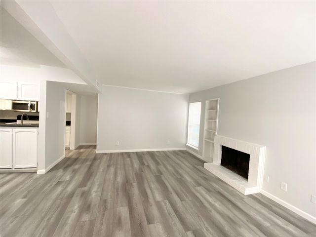 12816 Midway Road 1049, Dallas, TX 75244