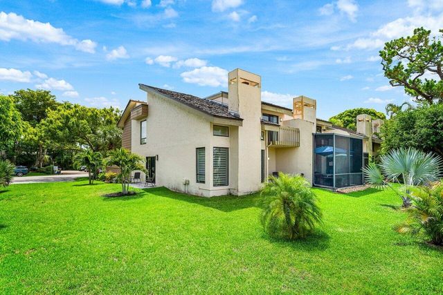 6078 Glendale Drive, Boca Raton, FL 33433