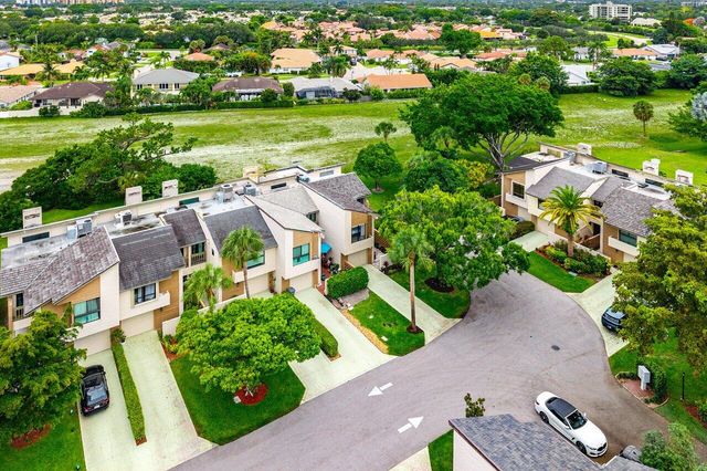 6078 Glendale Drive, Boca Raton, FL 33433