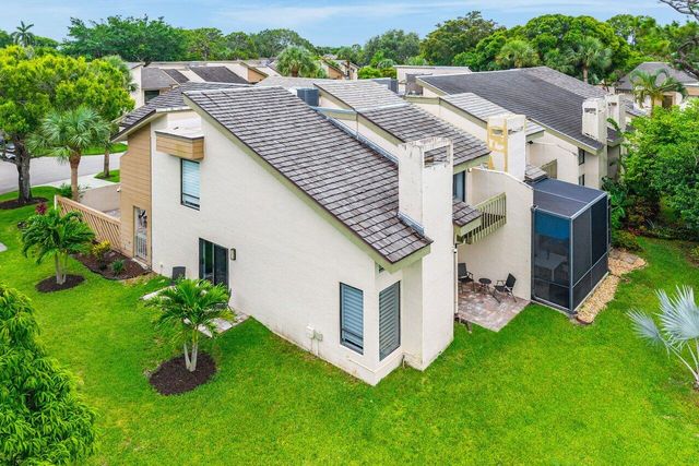 6078 Glendale Drive, Boca Raton, FL 33433