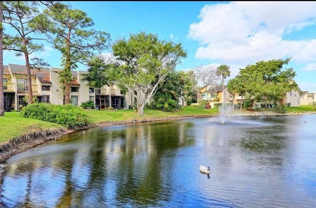 6078 Glendale Drive, Boca Raton, FL 33433