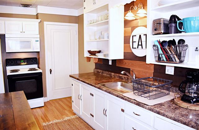 110 W Francis Street, Ironwood, MI 49938