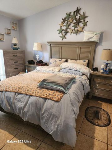 2915 San Remo Cir, Homestead, FL 33035