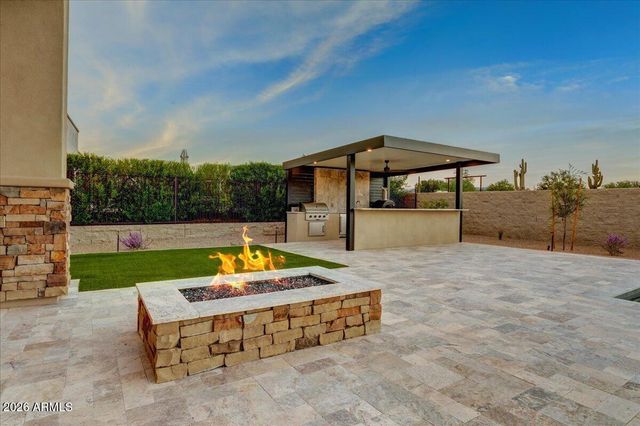 28602 N SUMMIT SPRINGS Road, Rio Verde, AZ 85263