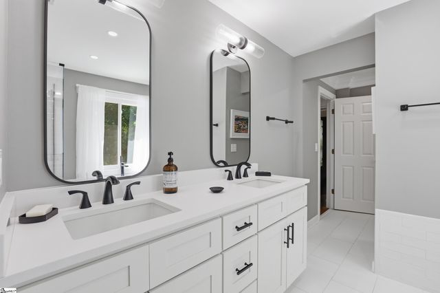 111 Overlook Court, Easley, SC 29642