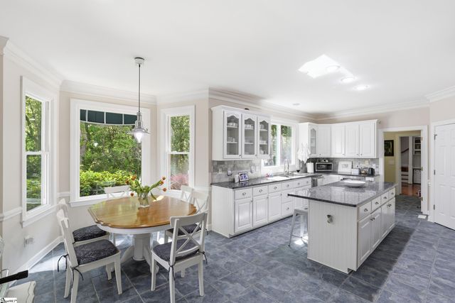 111 Overlook Court, Easley, SC 29642