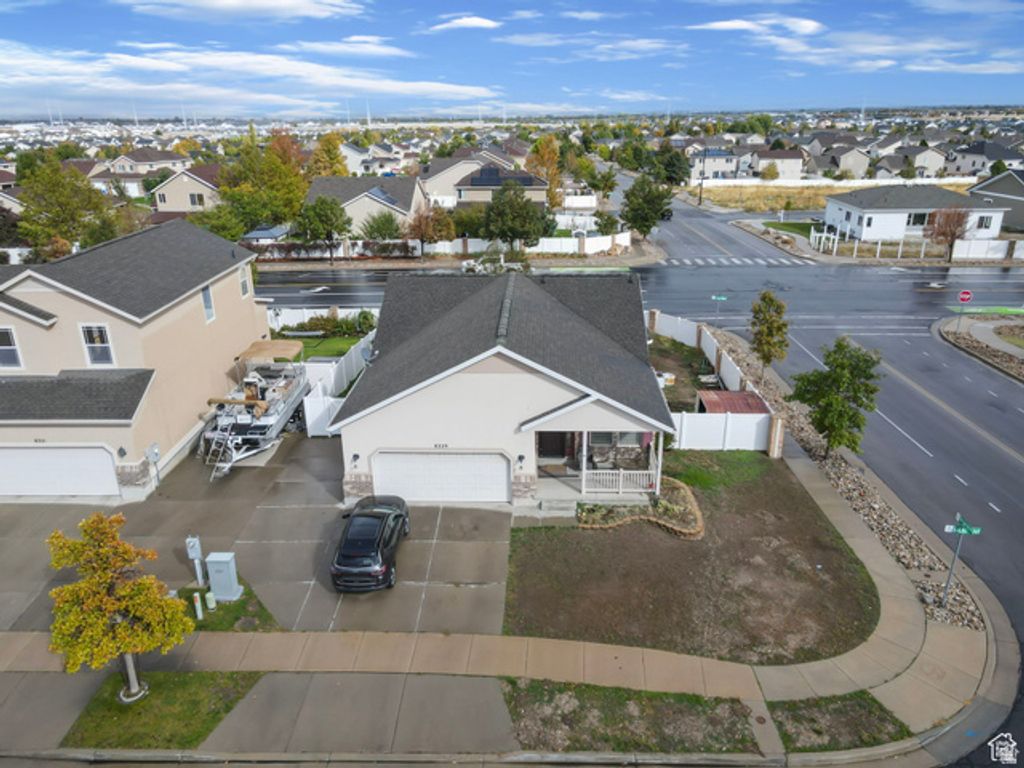 Image 2 of property listing at 8329 S 6430 W, West Jordan, UT 84081