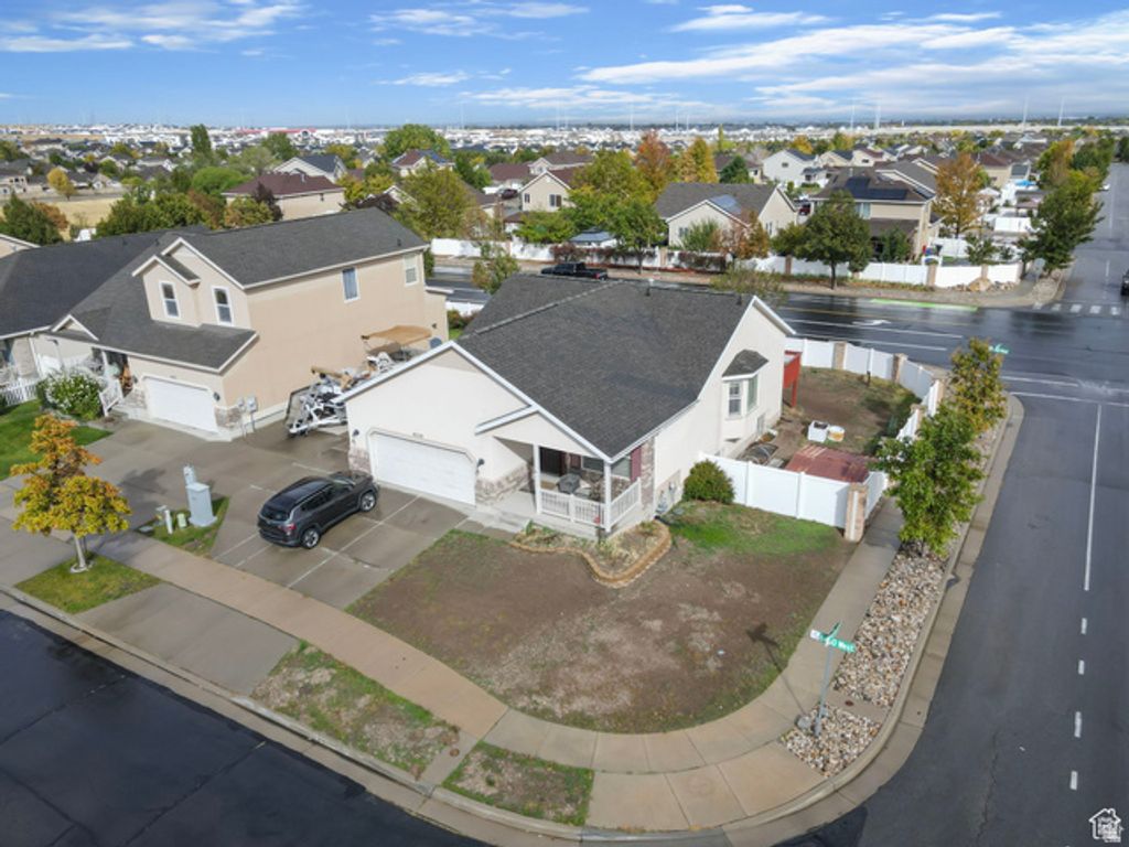 Image 3 of property listing at 8329 S 6430 W, West Jordan, UT 84081