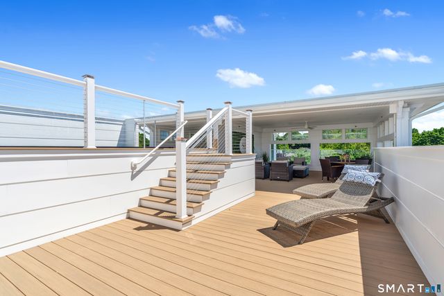 32 Broadway Avenue, Stonington, CT 06378