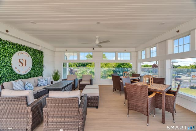 32 Broadway Avenue, Stonington, CT 06378