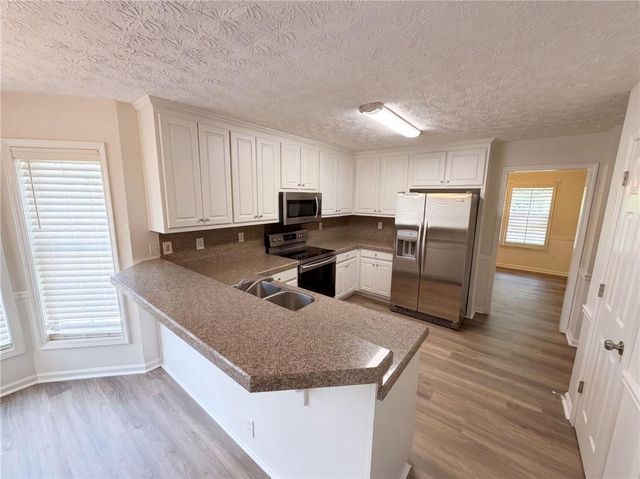 3870 Cherry Ridge Walk, Suwanee, GA 30024