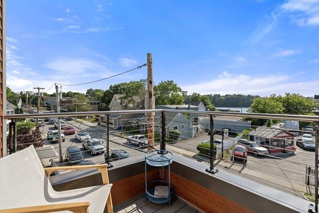 642 Main St 301, Wakefield, MA 01880