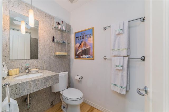 883 Galleon DR, Naples, FL 34102