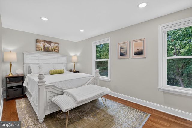 6636 GREENLEIGH LN, Alexandria, VA 22315